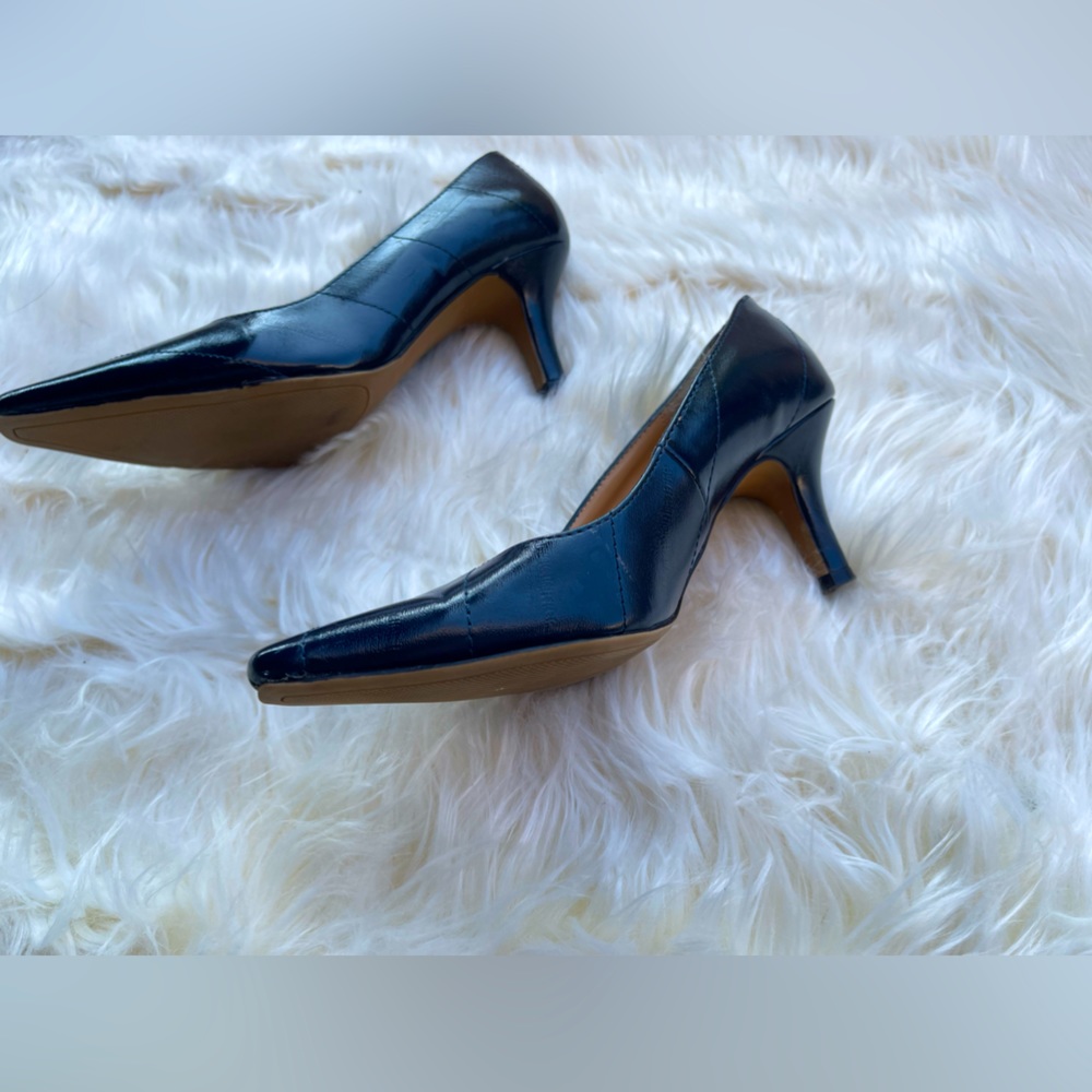 Karen Scott Dark Blue Kitten Heels, Size 7